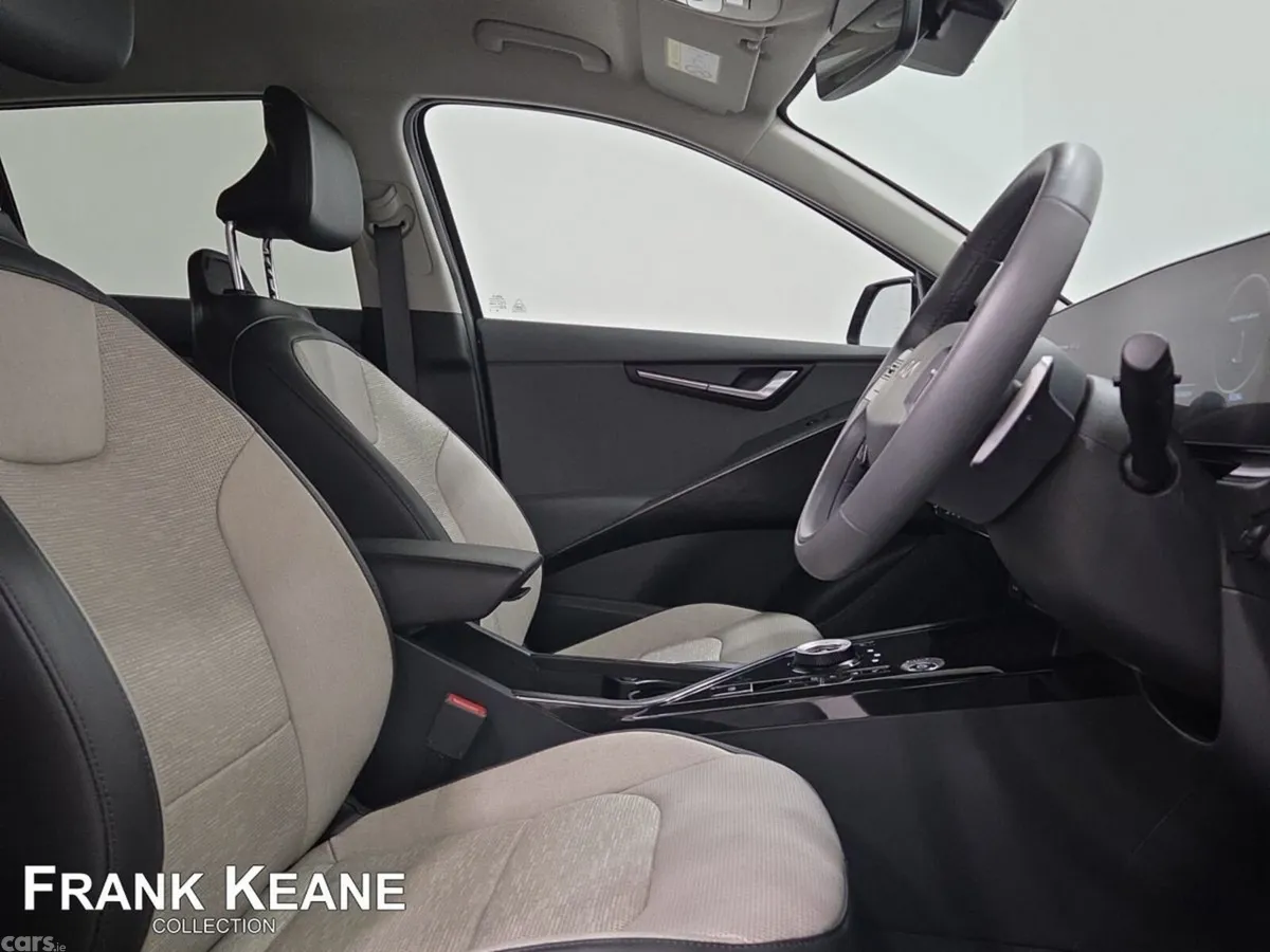Kia Niro SUV, Electric, 2023, Grey