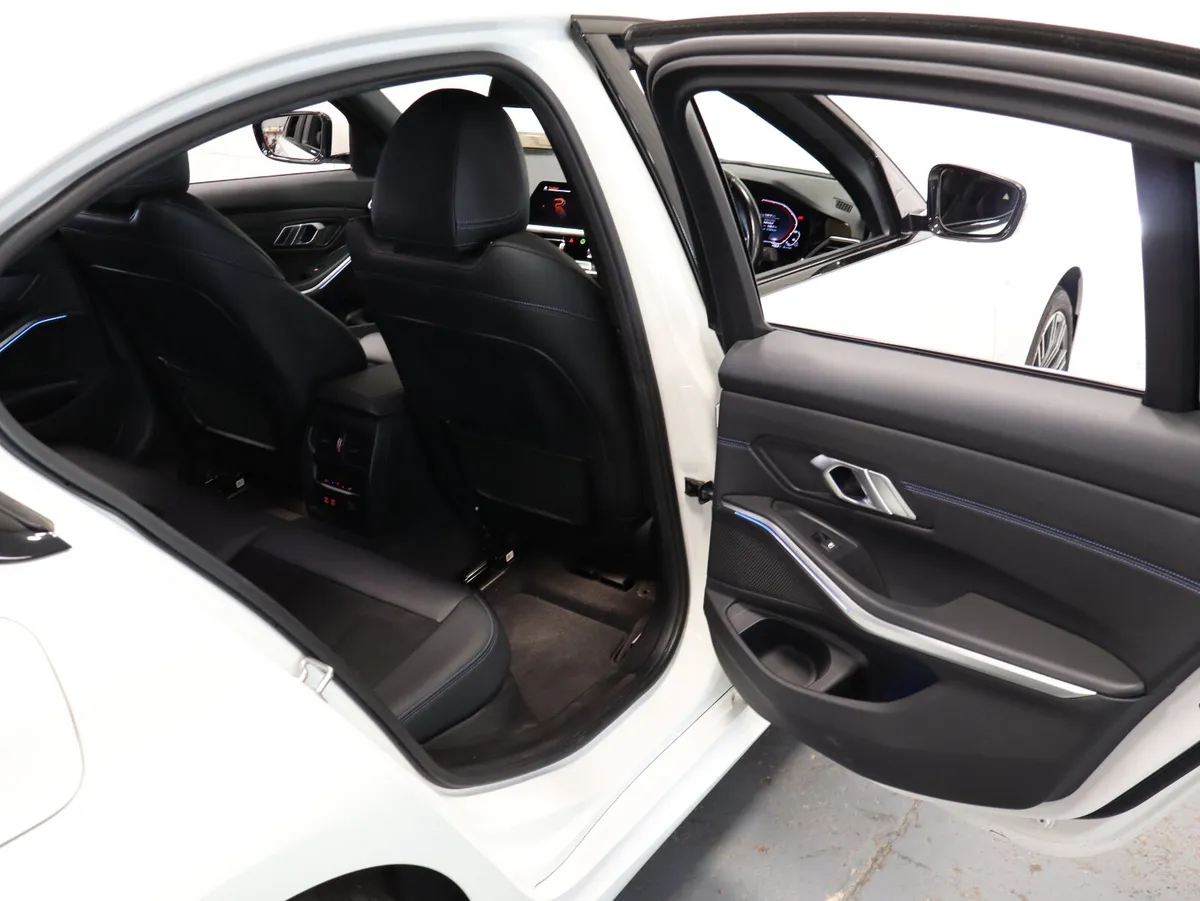 BMW 3-Series Saloon, Petrol Plug-in Hybrid, 2020, White