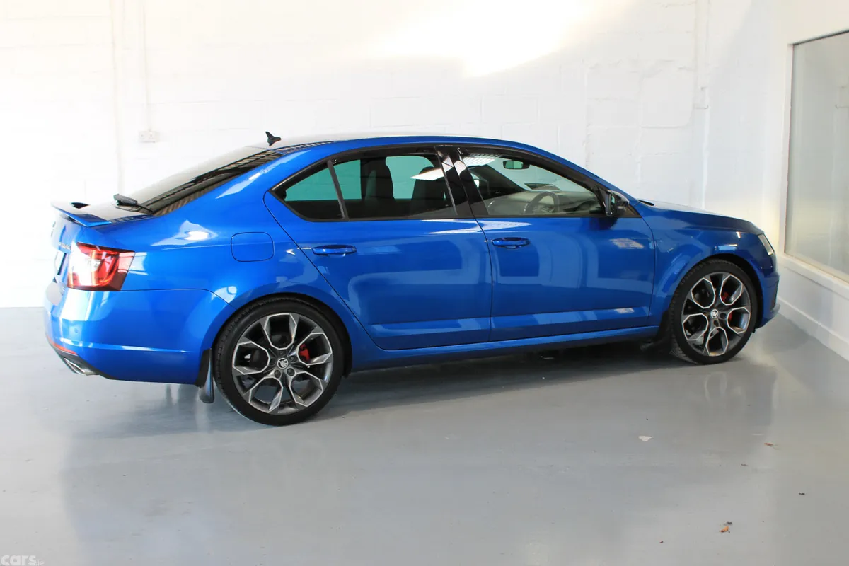Skoda Octavia Hatchback, Diesel, 2018, Blue