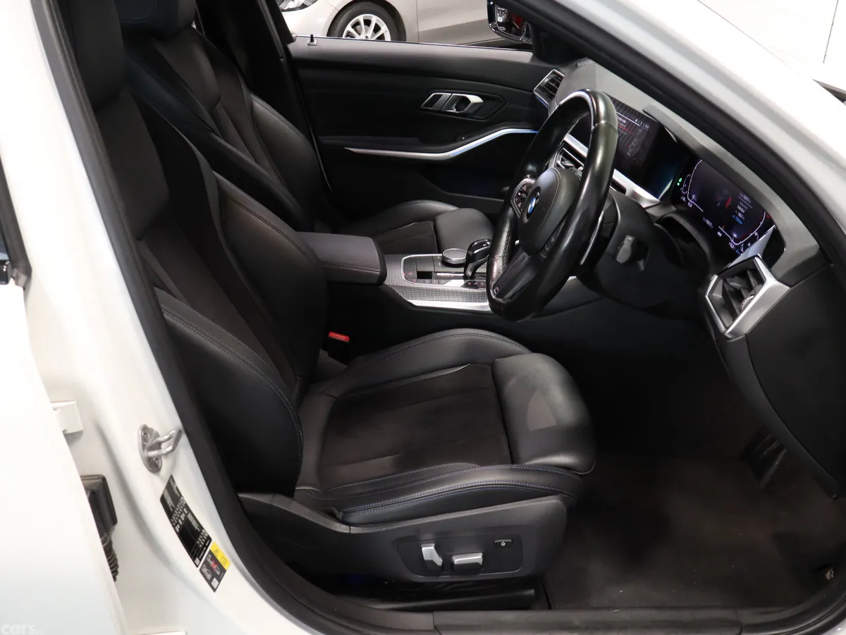 BMW 3-Series Saloon, Petrol Plug-in Hybrid, 2020, White