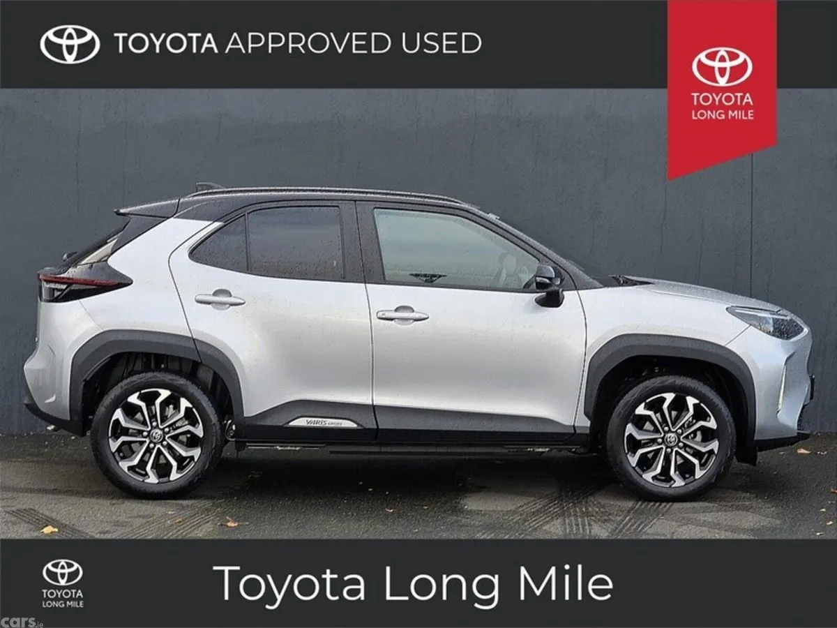 Toyota Yaris Cross Hatchback, Petrol Hybrid, 2026, Grey