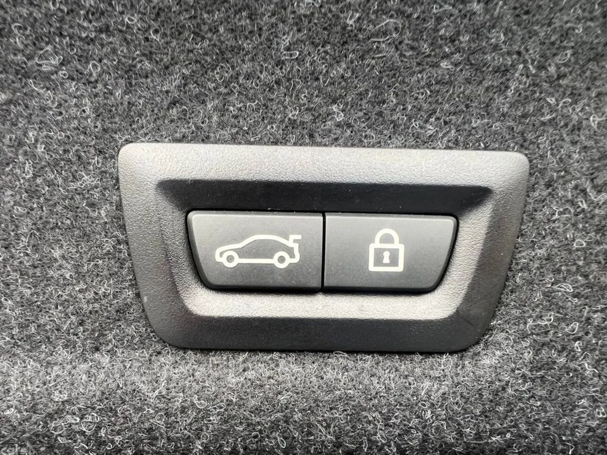 BMW 3-Series Saloon, Diesel, 2019, Grey