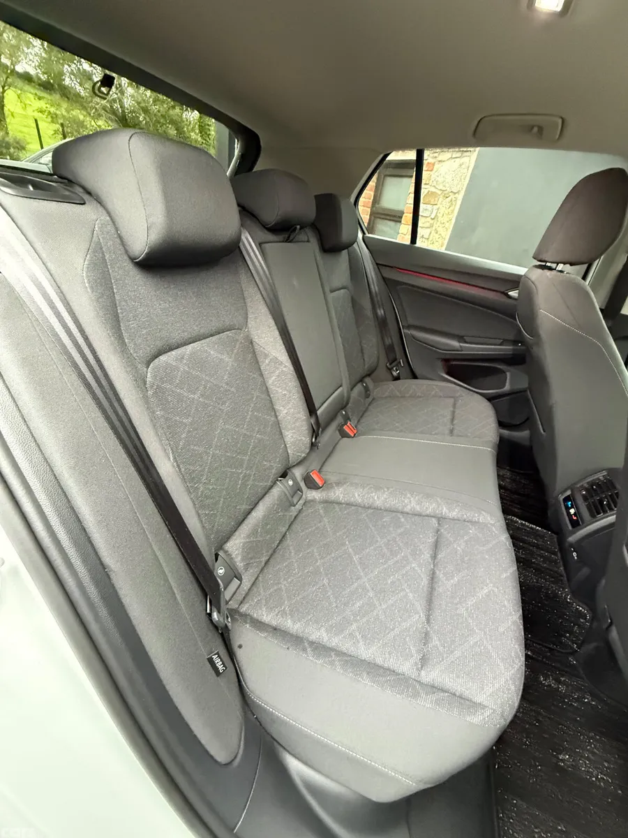 Volkswagen Golf Hatchback, Diesel, 2023, White