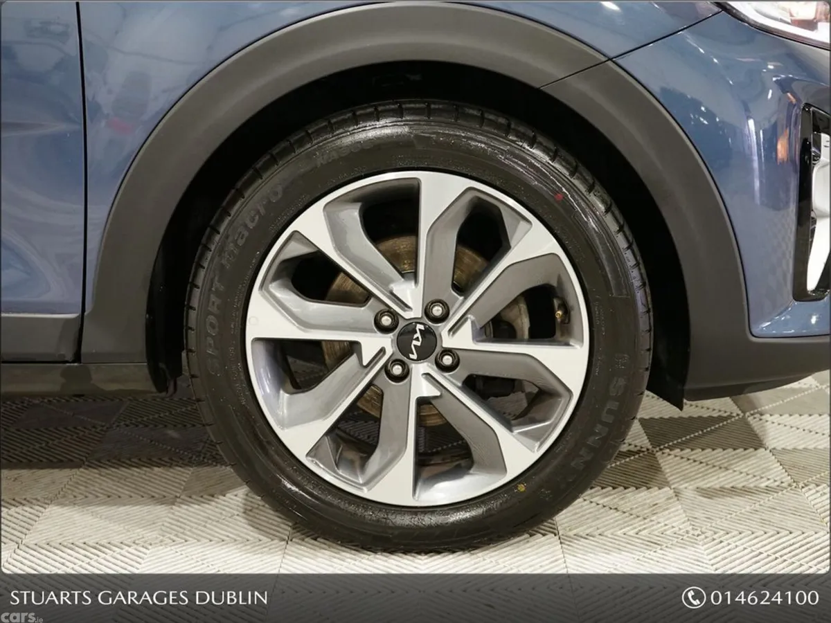 Kia Stonic Estate, Petrol Hybrid, 2025, Blue