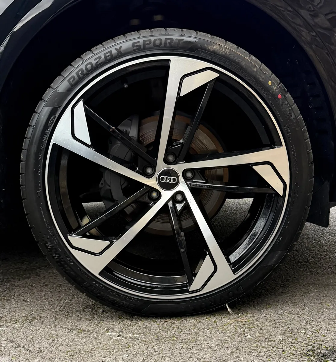 Audi Q5 Estate, Diesel, 2019, Black