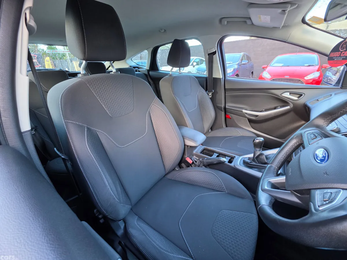 Ford Focus Hatchback, Petrol, 2017, Black