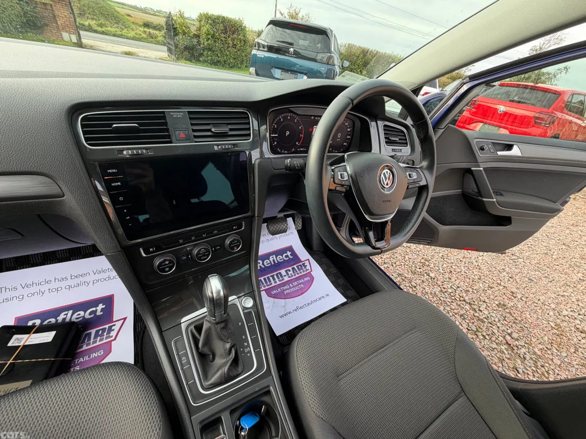 Volkswagen Golf Hatchback, Petrol, 2018, Blue