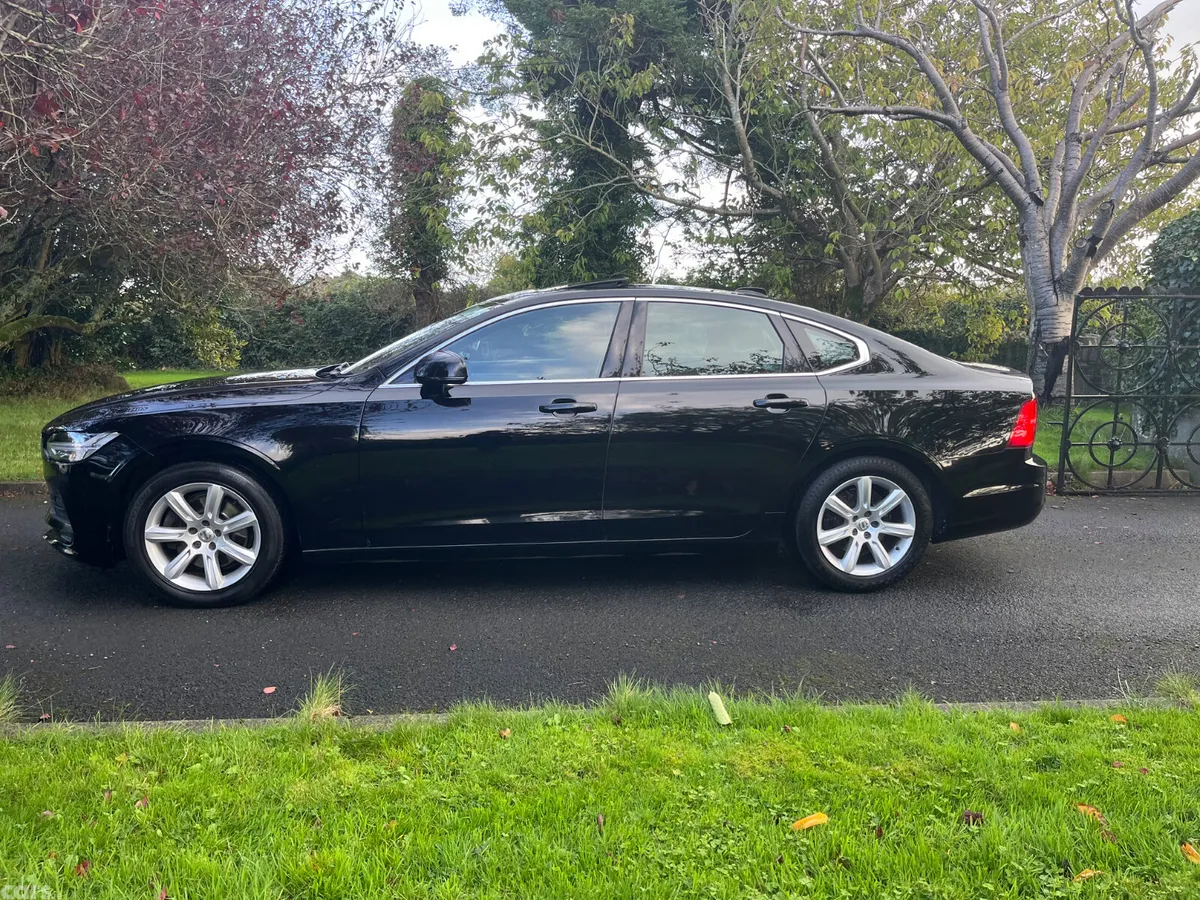 Volvo S90 Saloon, Diesel, 2017, Black