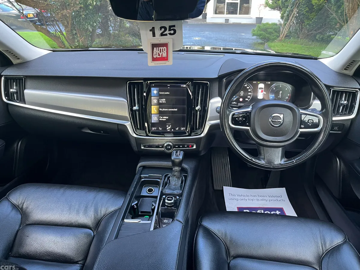 Volvo S90 Saloon, Diesel, 2017, Black