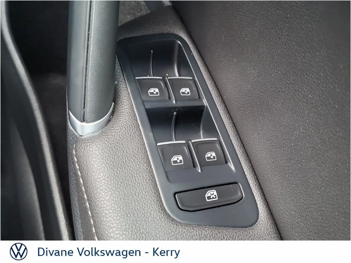 Volkswagen Golf Hatchback, Diesel, 2020, White