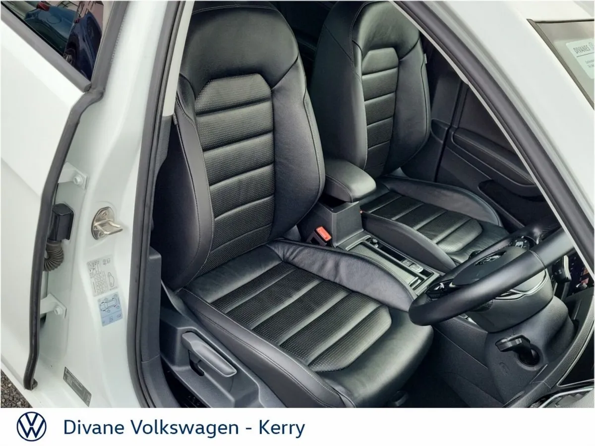 Volkswagen Golf Hatchback, Diesel, 2020, White