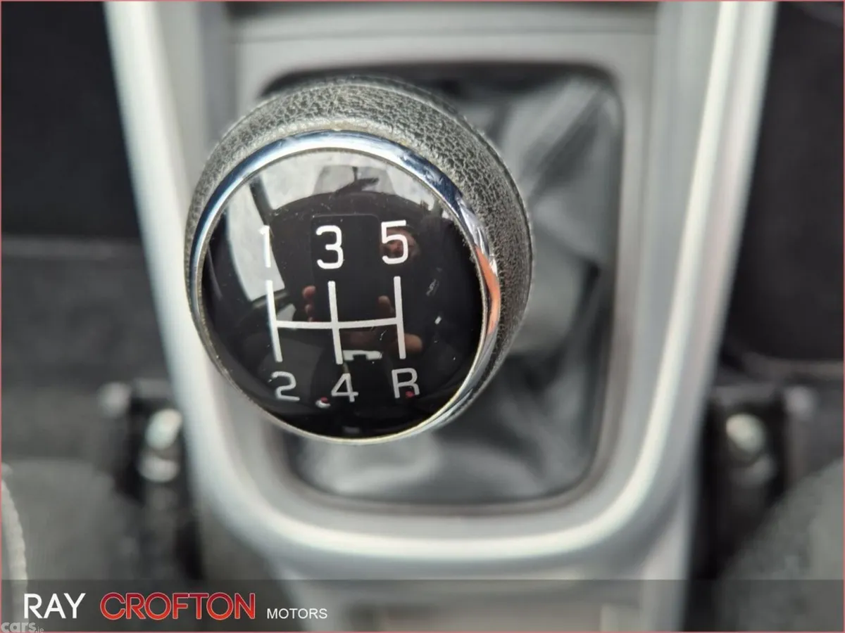 Suzuki Vitara SUV, Petrol, 2017, Black