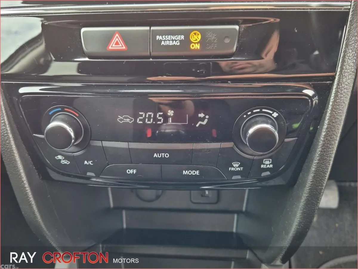 Suzuki Vitara SUV, Petrol, 2017, Black
