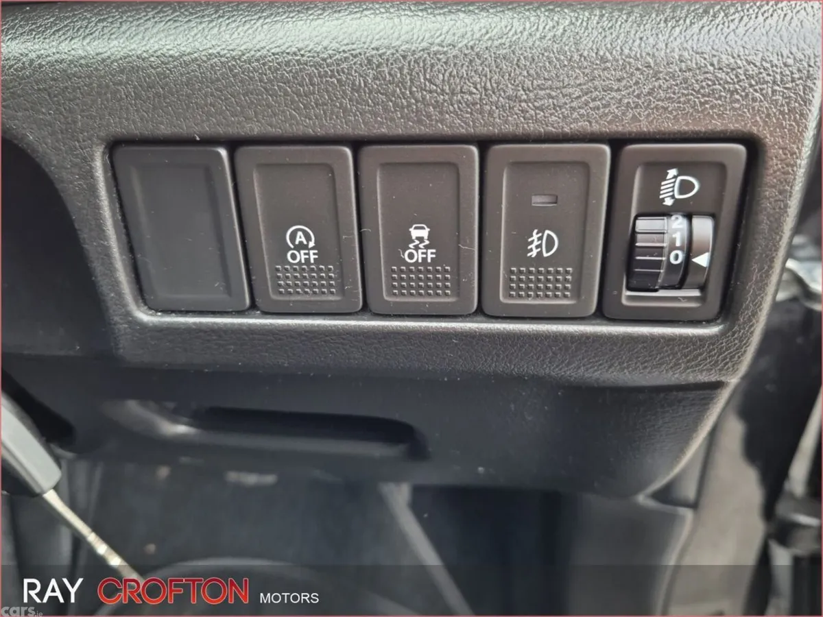 Suzuki Vitara SUV, Petrol, 2017, Black