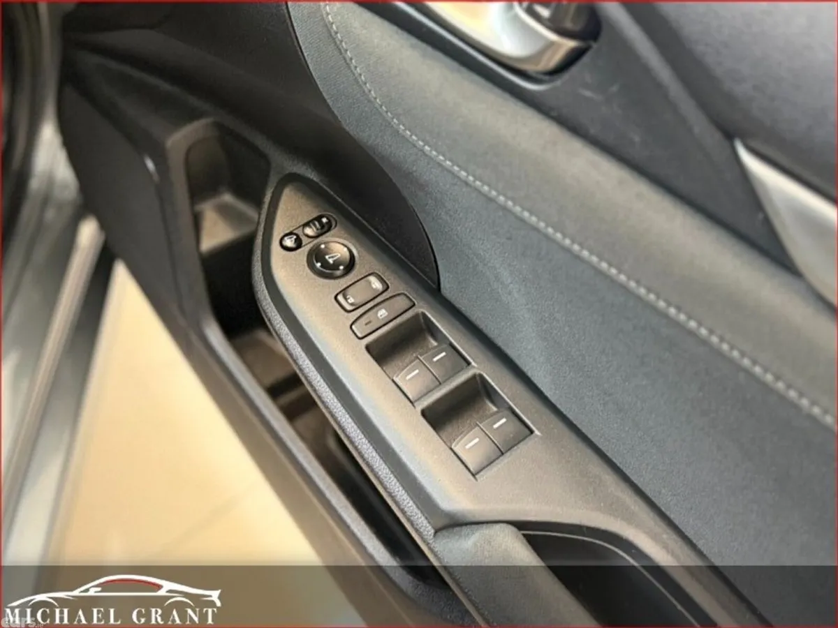 Honda Civic Hatchback, Petrol, 2018, Grey