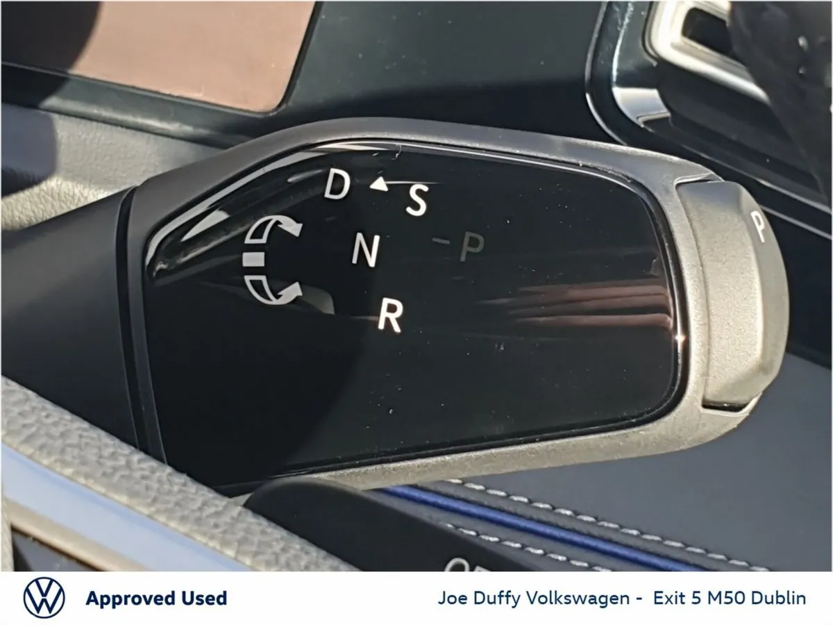 Volkswagen Tiguan SUV, Petrol Plug-in Hybrid, 2025, Black
