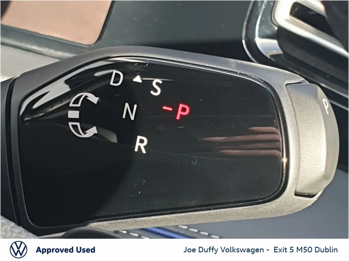 Volkswagen Tiguan SUV, Petrol Plug-in Hybrid, 2025, Black