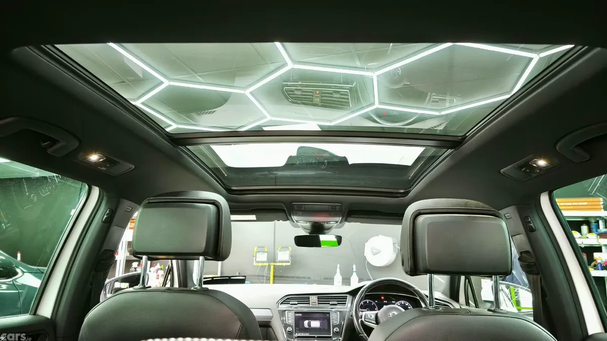 Volkswagen Tiguan SUV, Diesel, 2017, White
