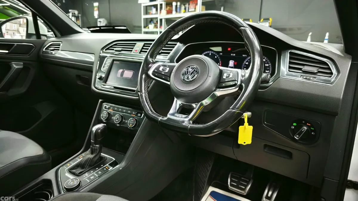 Volkswagen Tiguan SUV, Diesel, 2017, White