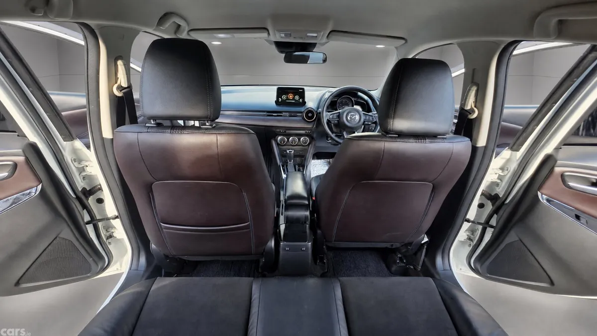 Mazda Demio Hatchback, Diesel, 2017, White
