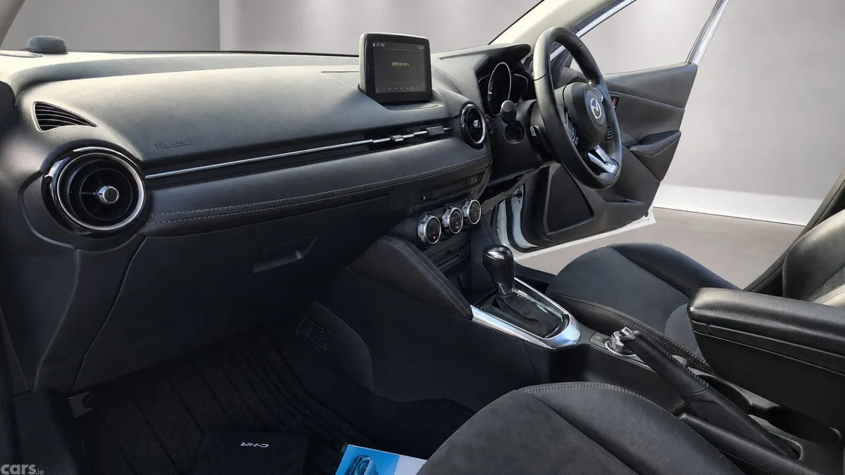 Mazda Demio Hatchback, Diesel, 2017, White