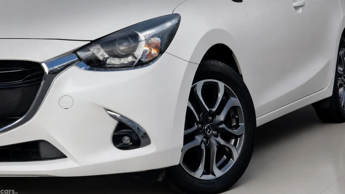 Mazda Demio Hatchback, Diesel, 2017, White
