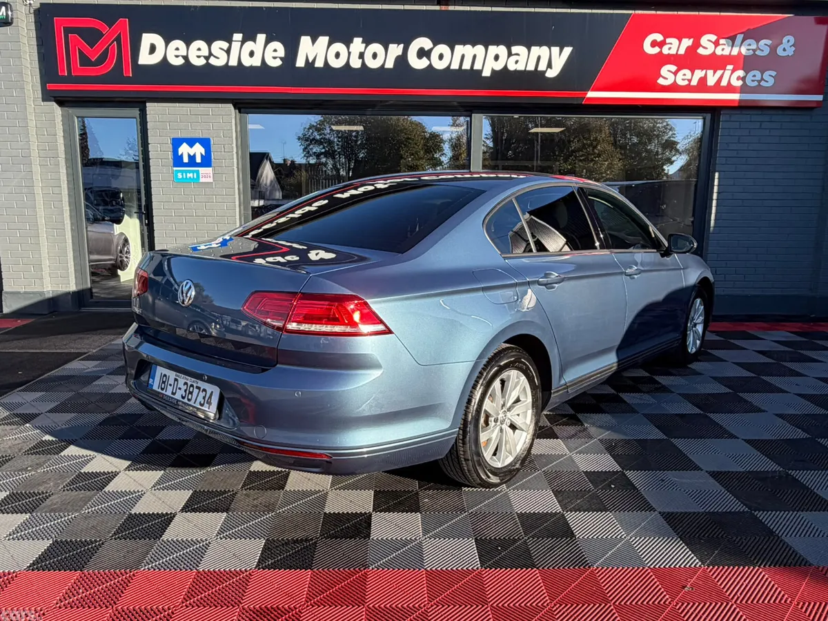 Volkswagen Passat Saloon, Petrol, 2018, Blue