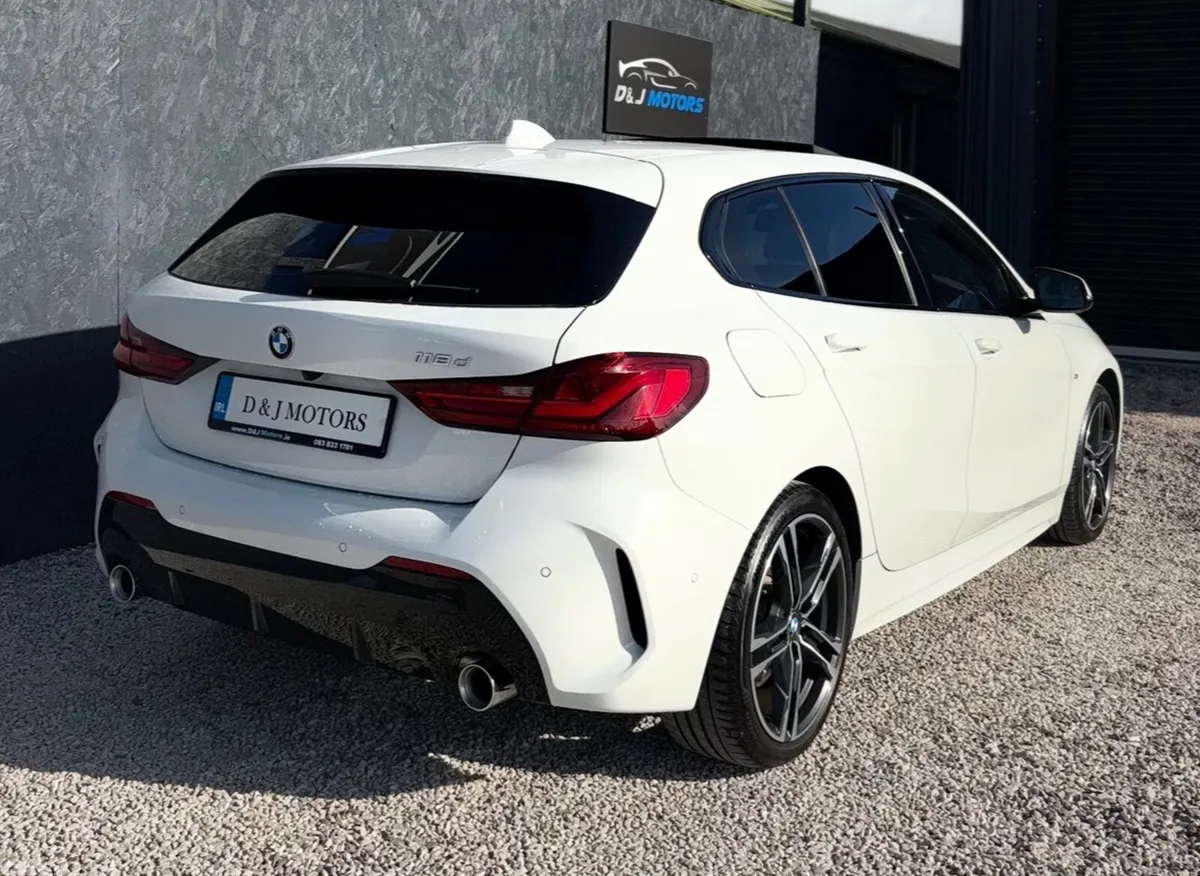 BMW 1-Series Hatchback, Diesel, 2022, White