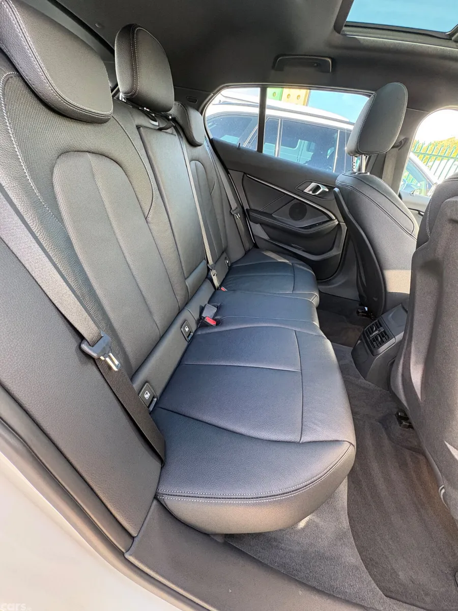 BMW 1-Series Hatchback, Diesel, 2022, White