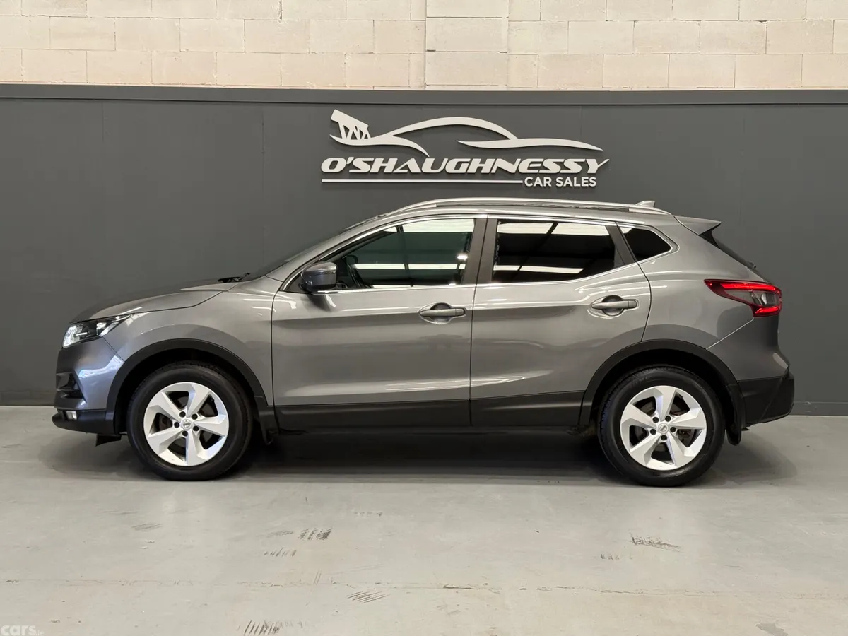 Nissan Qashqai MPV, Petrol, 2019, Grey