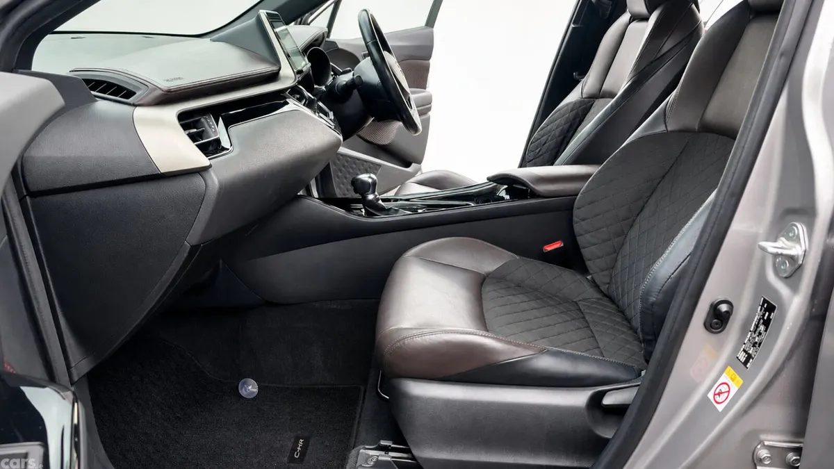 Toyota C-HR SUV, Petrol Hybrid, 2017, Grey