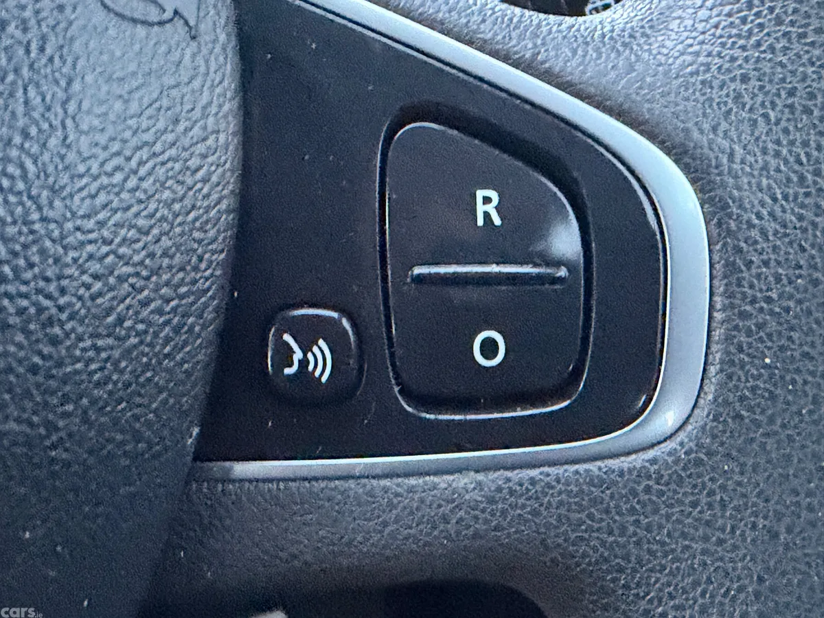 Renault Captur Hatchback, Diesel, 2018, Blue