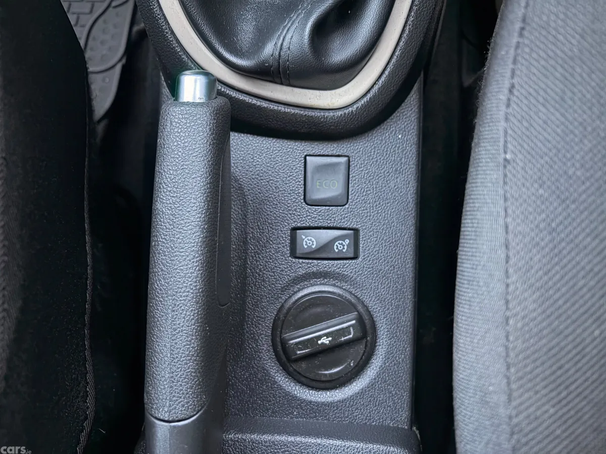 Renault Captur Hatchback, Diesel, 2018, Blue