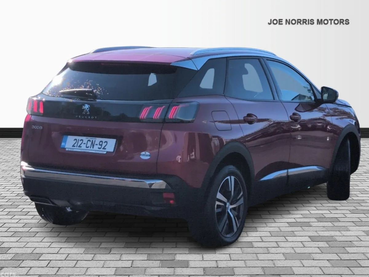 Peugeot 3008 MPV, Diesel, 2021, Red
