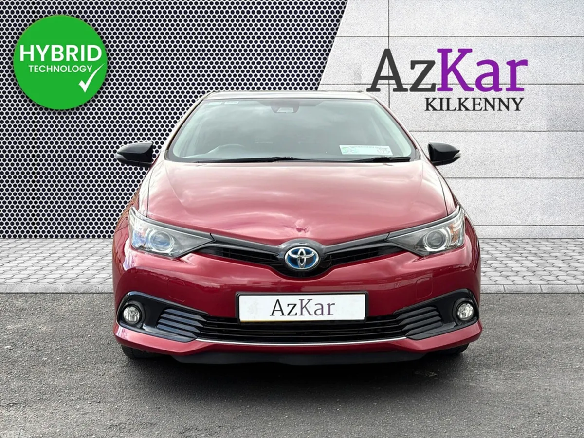 Toyota Auris Hatchback, Petrol Hybrid, 2018, Red