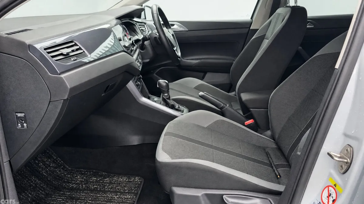 Volkswagen Polo Hatchback, Petrol, 2018, Grey