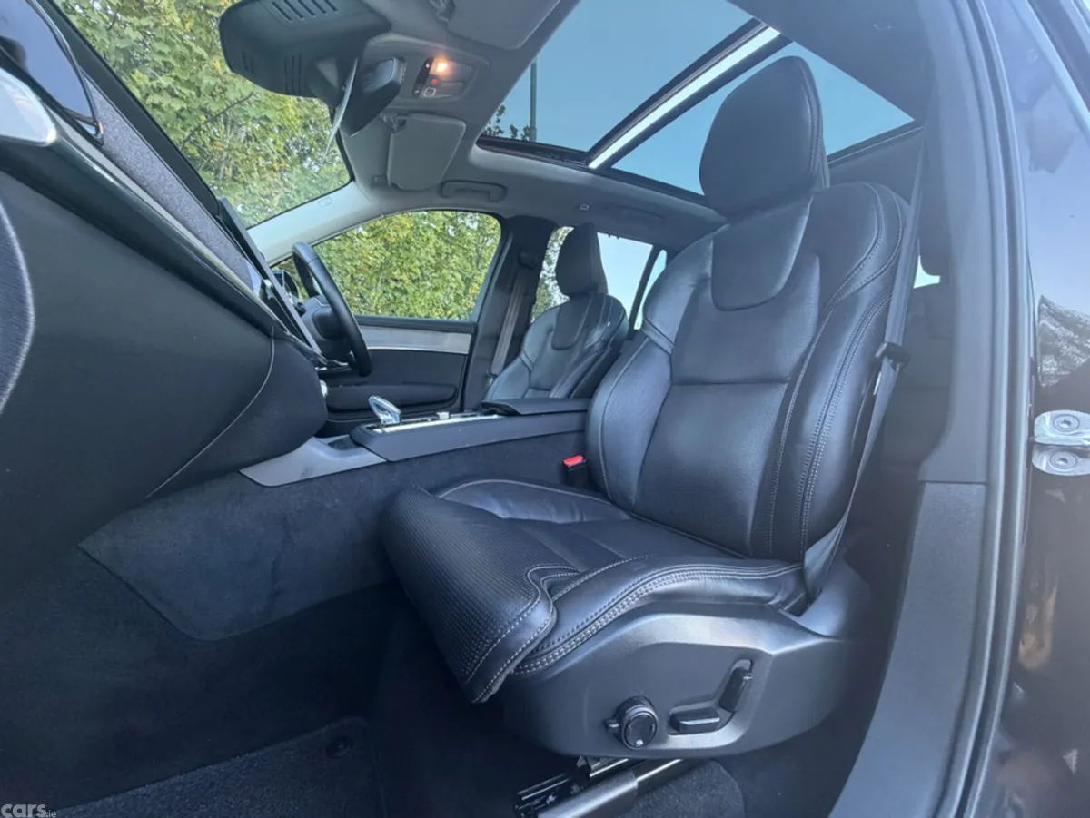 Volvo XC90 Estate, Petrol Plug-in Hybrid, 2025, Black