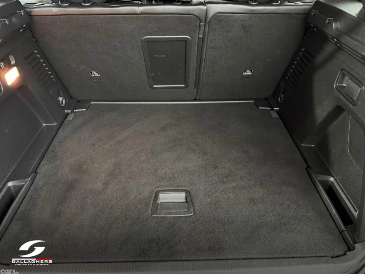 Peugeot 3008 MPV, Diesel, 2023, Red