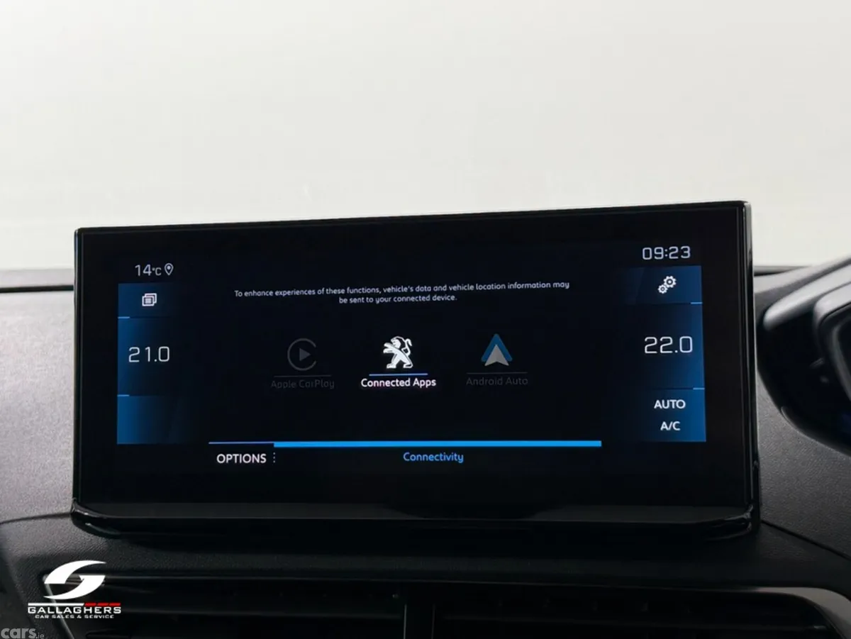 Peugeot 3008 MPV, Diesel, 2023, Red
