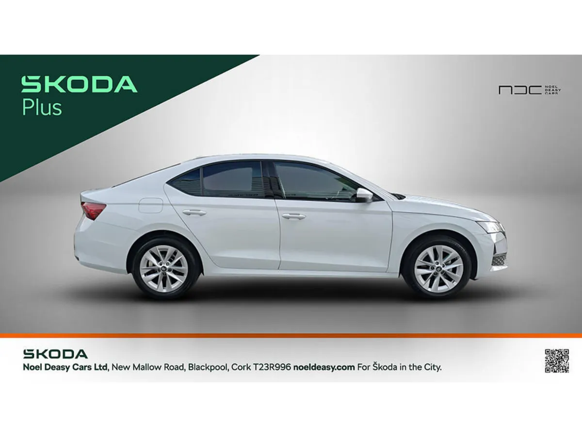 Skoda Octavia Hatchback, Unknown, 2026, White