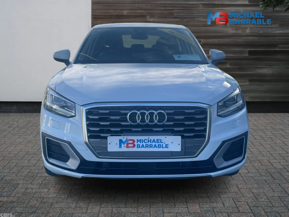 Audi Q2 Hatchback, Petrol, 2017, White