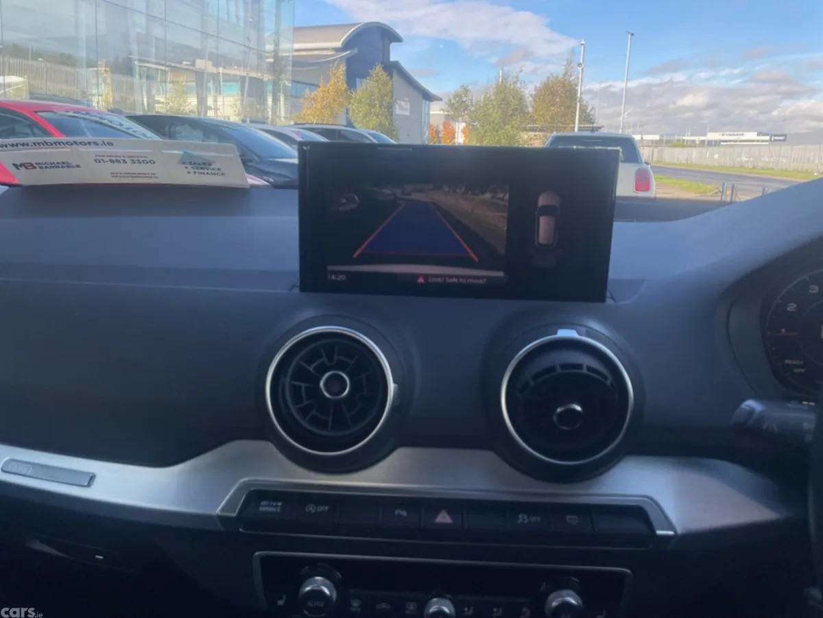Audi Q2 Hatchback, Petrol, 2017, White
