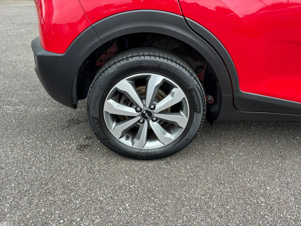 Kia Stonic SUV, Petrol, 2023, Red