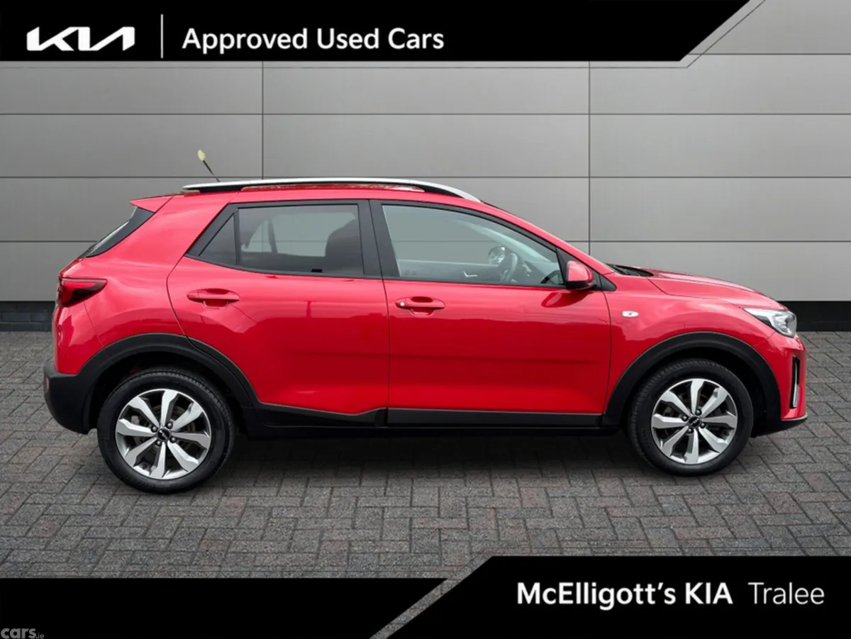 Kia Stonic SUV, Petrol, 2023, Red