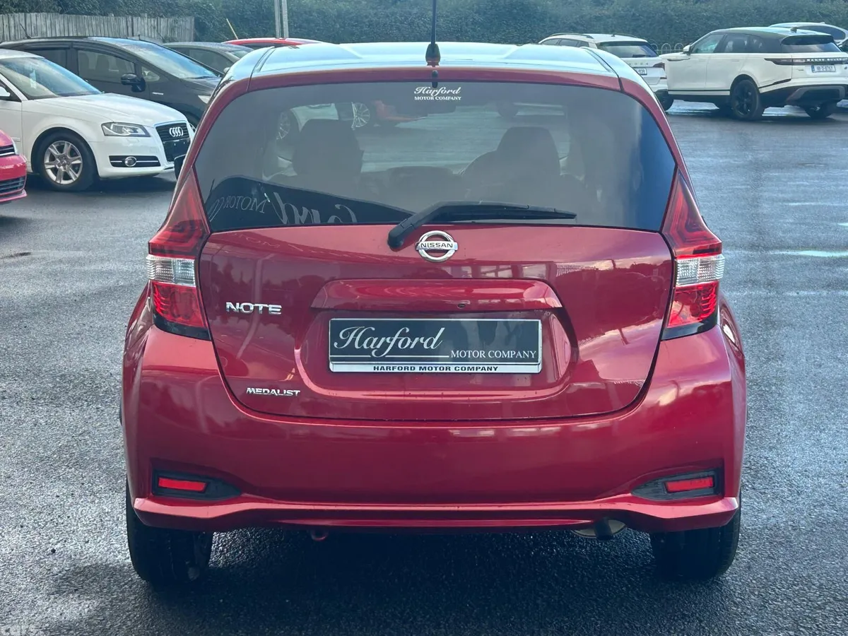 Nissan Note MPV, Petrol, 2017, Red