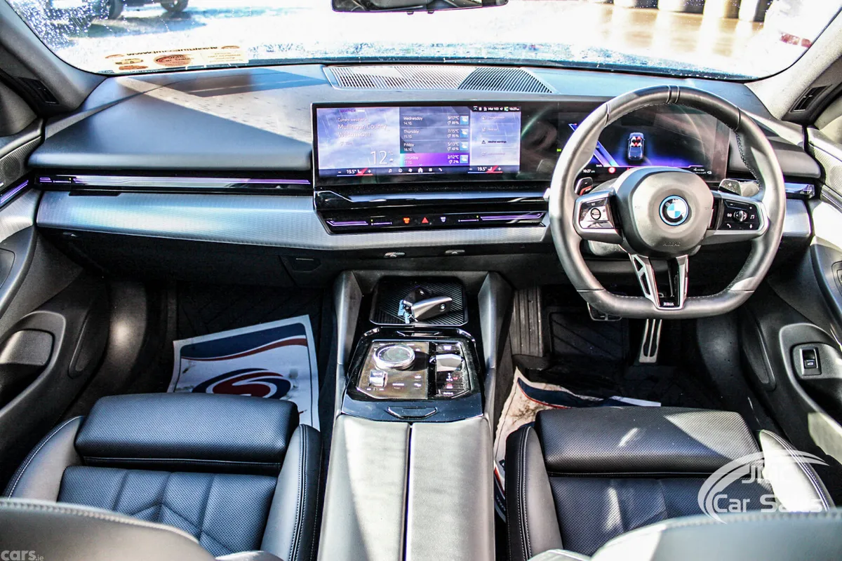 BMW 5-Series Saloon, Petrol Plug-in Hybrid, 2025, Blue