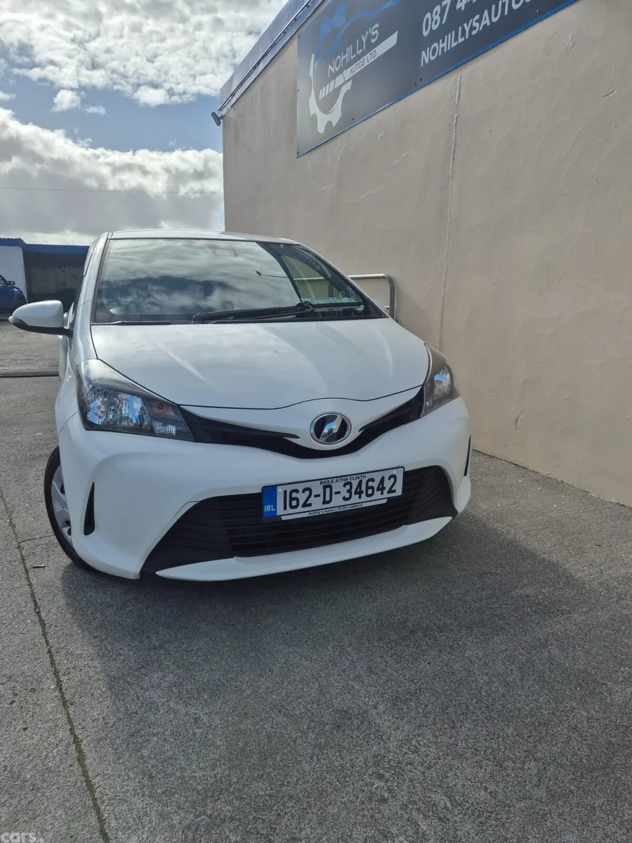 Toyota Vitz Hatchback, Petrol, 2016, White