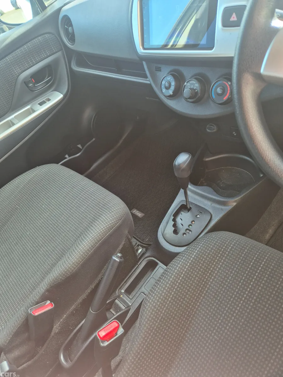 Toyota Vitz Hatchback, Petrol, 2016, White
