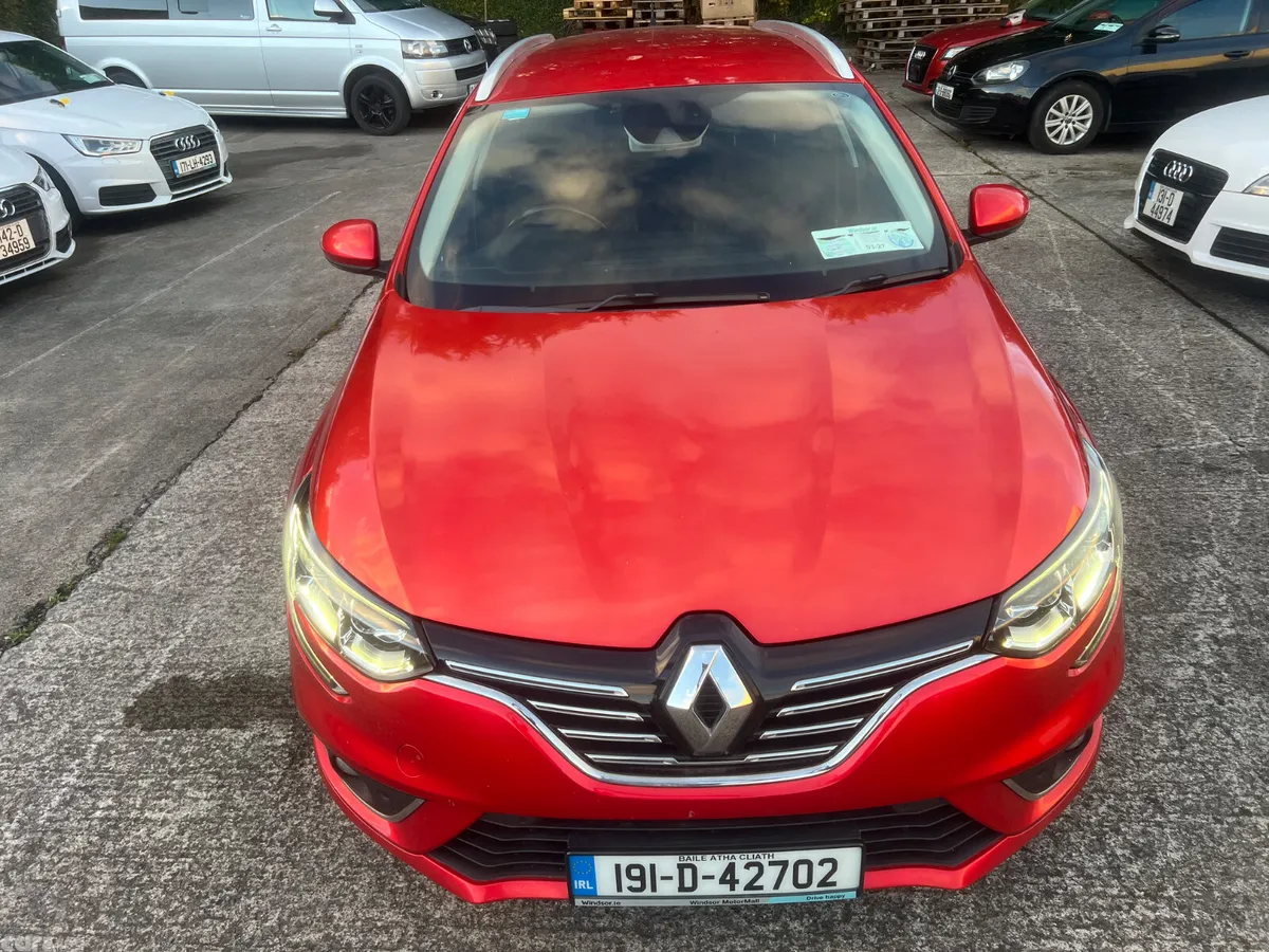 Renault Megane Estate, Diesel, 2019, Red