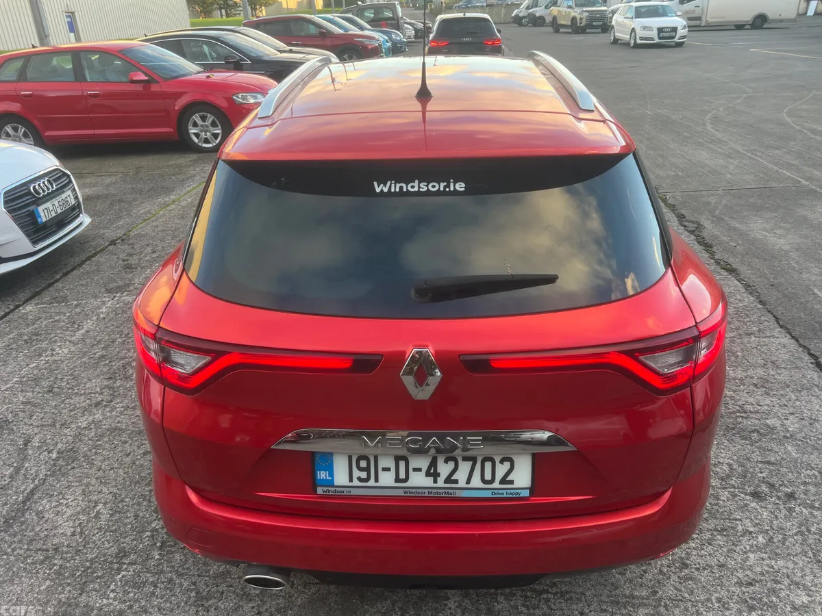 Renault Megane Estate, Diesel, 2019, Red